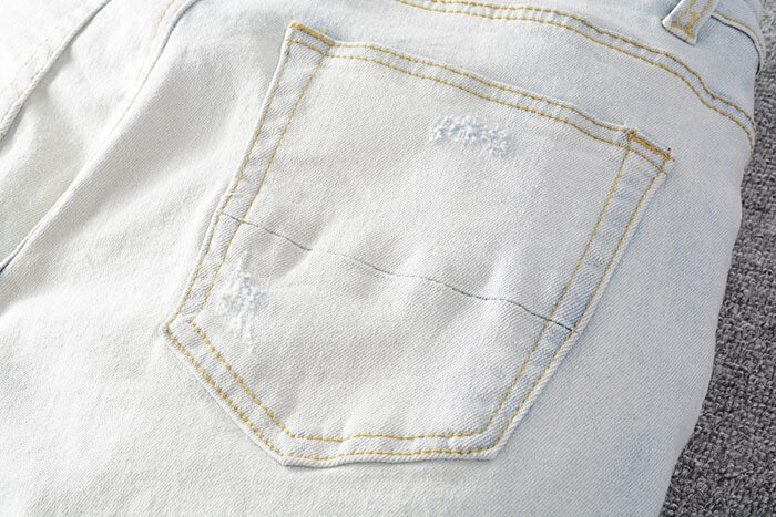 AMRI #650 Jeans
